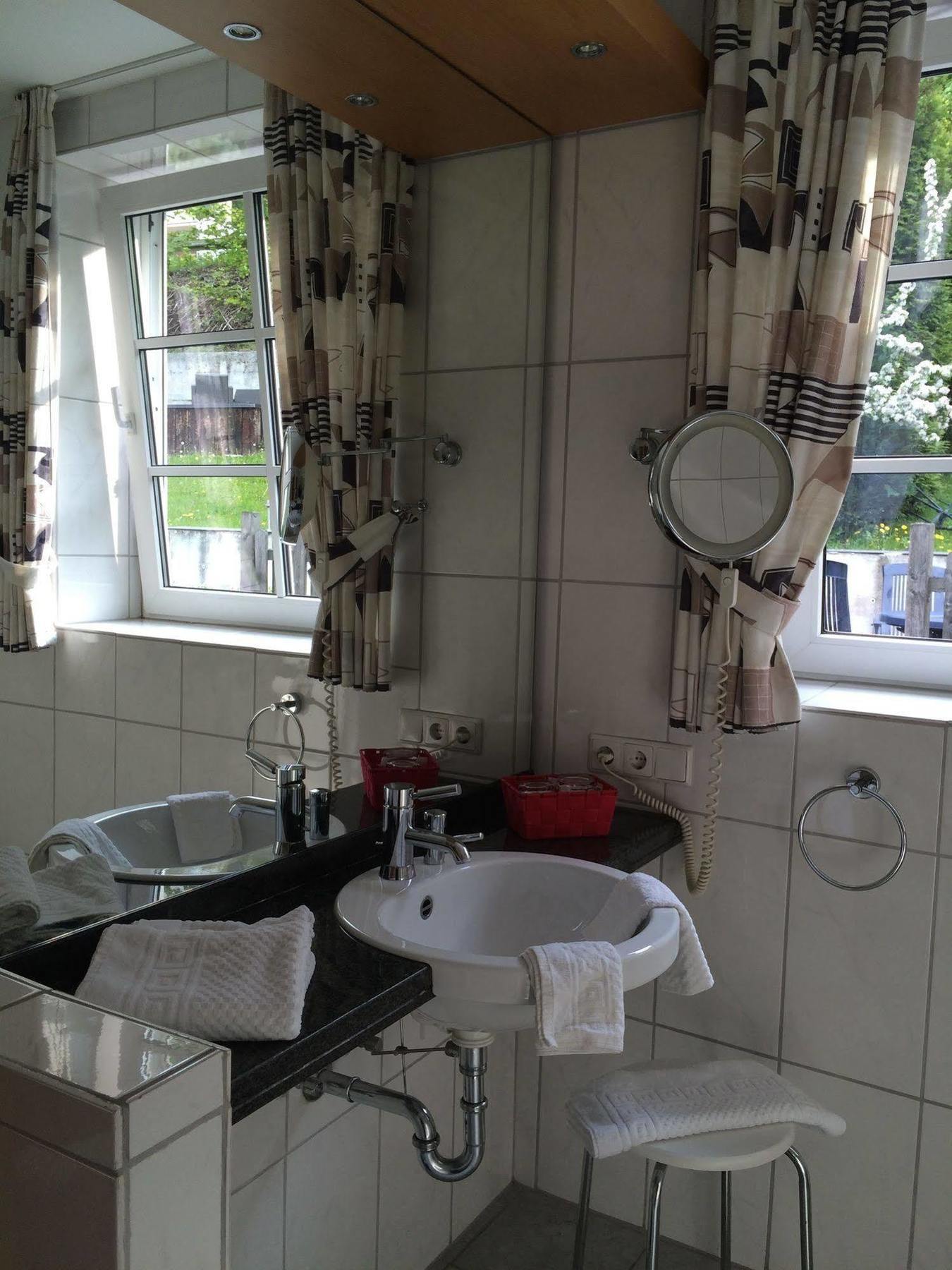 Landhotel Menke Brilon Kültér fotó